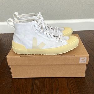 Veja Nova High top white canvas sneaker